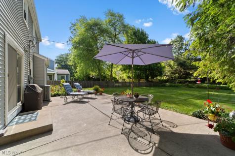 28511 Knickerbocker Road Bay Village OH 44140