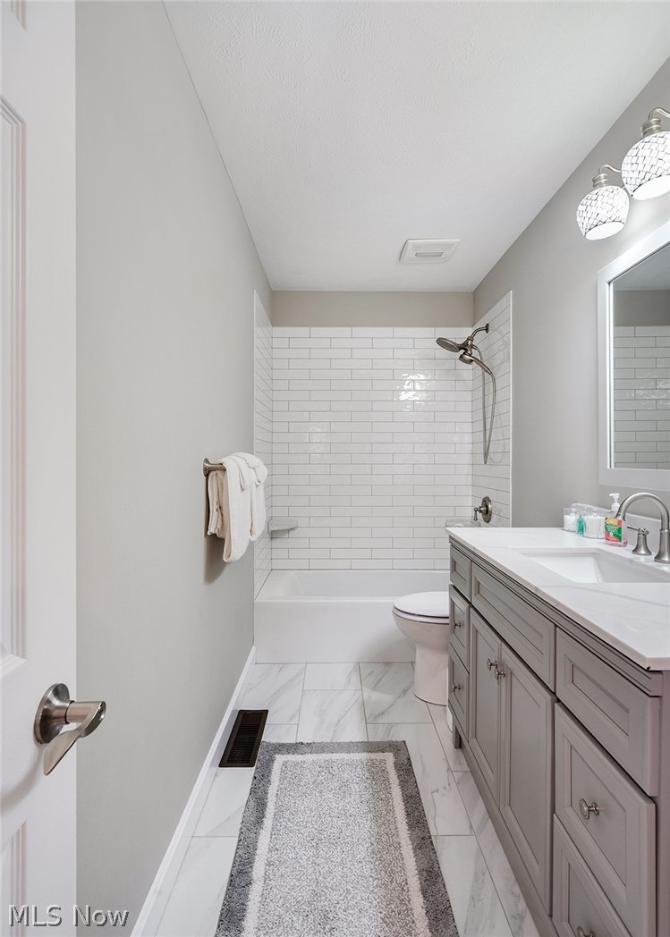 8041 Timberlane Warren OH 44484