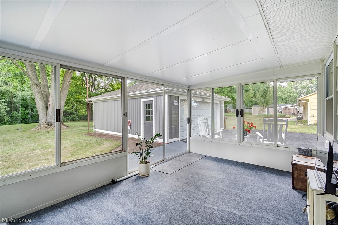 8041 Timberlane Warren OH 44484