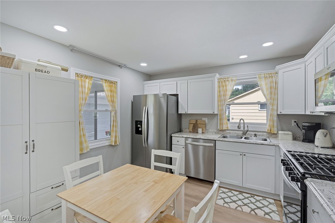 8041 Timberlane Warren OH 44484