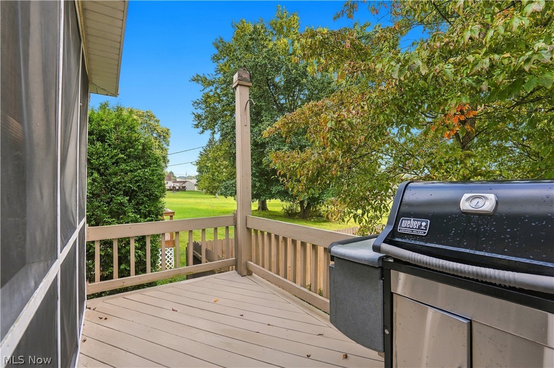 2448 Clarendon Avenue Zanesville OH 43701