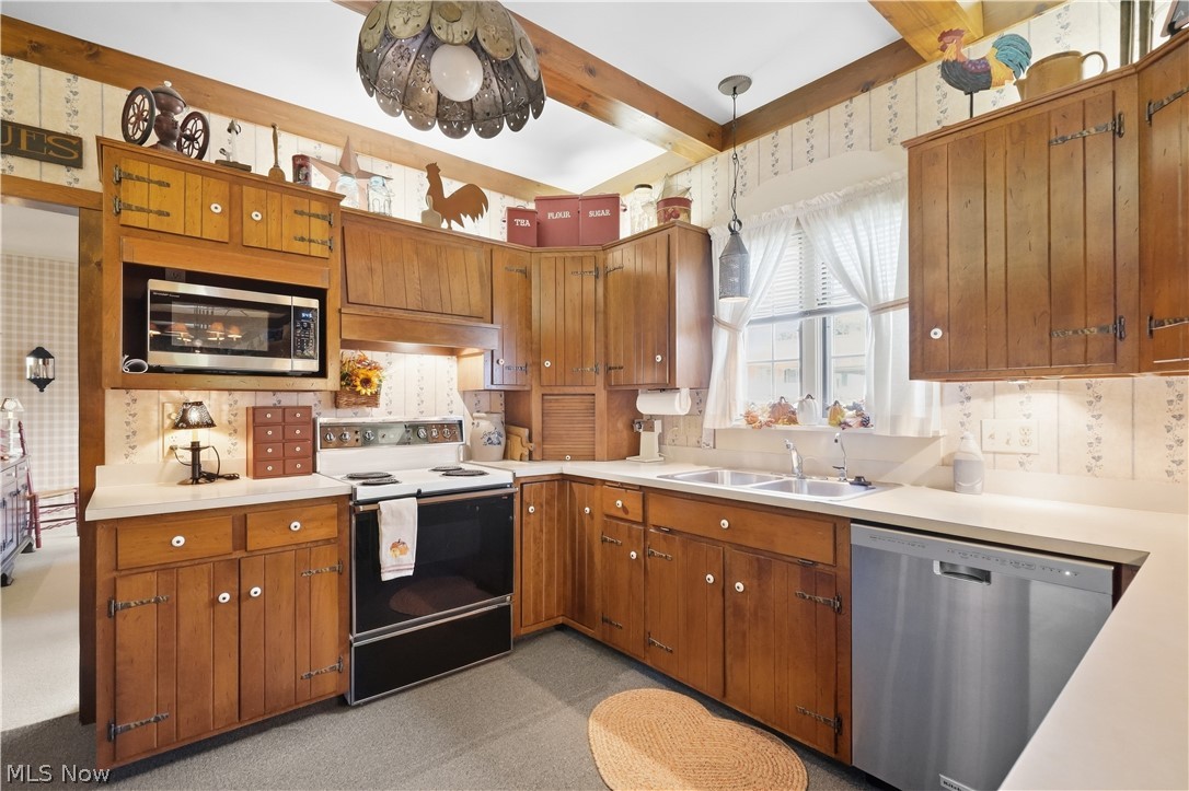 2448 Clarendon Avenue Zanesville OH 43701
