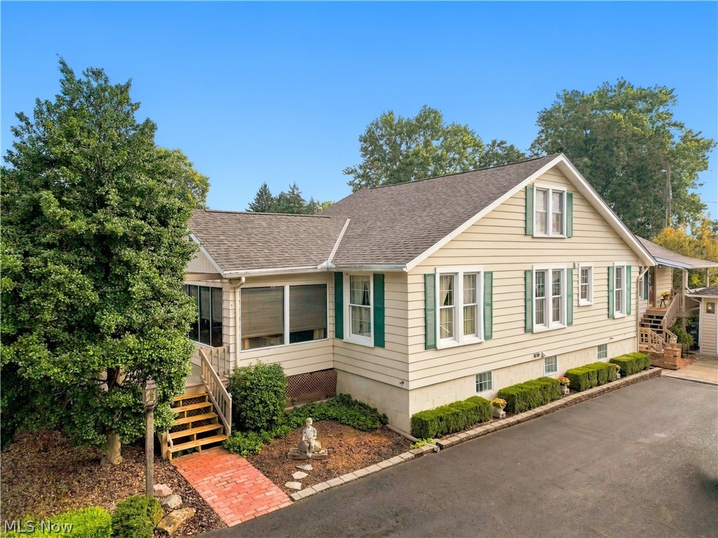 2448 Clarendon Avenue Zanesville OH 43701