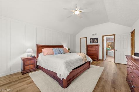 10050 Brookside Circle North Royalton OH 44133