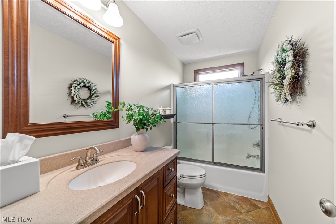 10050 Brookside Circle North Royalton OH 44133
