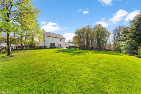 10050 Brookside Circle North Royalton OH 44133