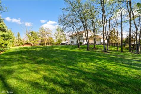 10050 Brookside Circle North Royalton OH 44133