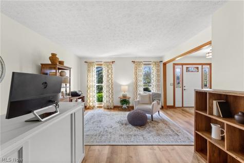 10050 Brookside Circle North Royalton OH 44133