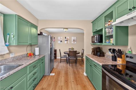932 Ridge Road NW Canton OH 44703