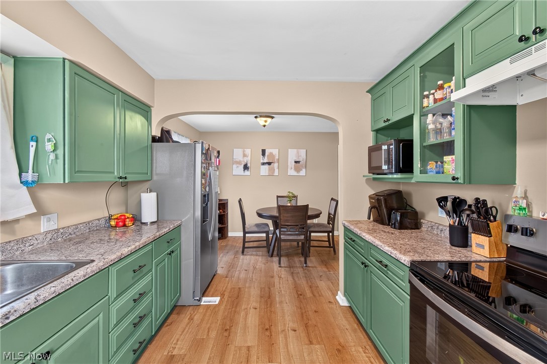 932 Ridge Road NW Canton OH 44703