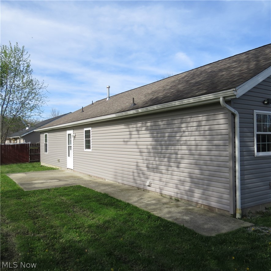 1487 Hillcrest Drive Atwater OH 44201