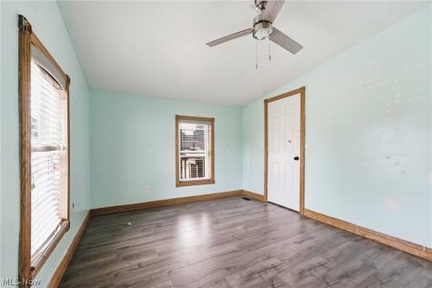 862 S Grant Boulevard Minerva OH 44657