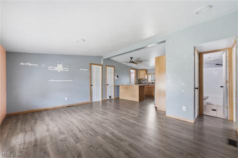 862 S Grant Boulevard Minerva OH 44657