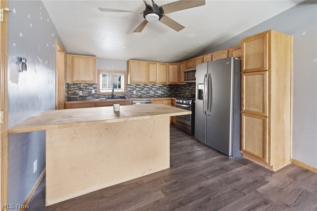 862 S Grant Boulevard Minerva OH 44657