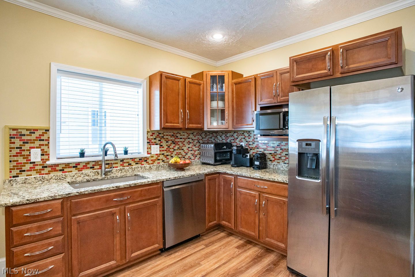 1483 Roycroft Avenue Lakewood OH 44107
