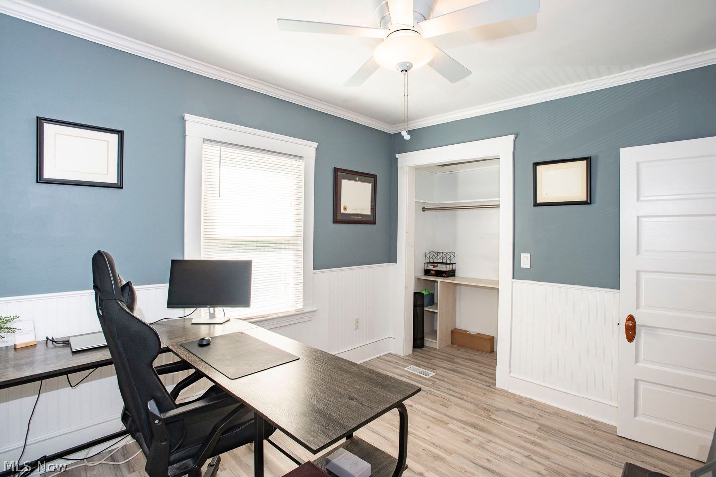 1483 Roycroft Avenue Lakewood OH 44107