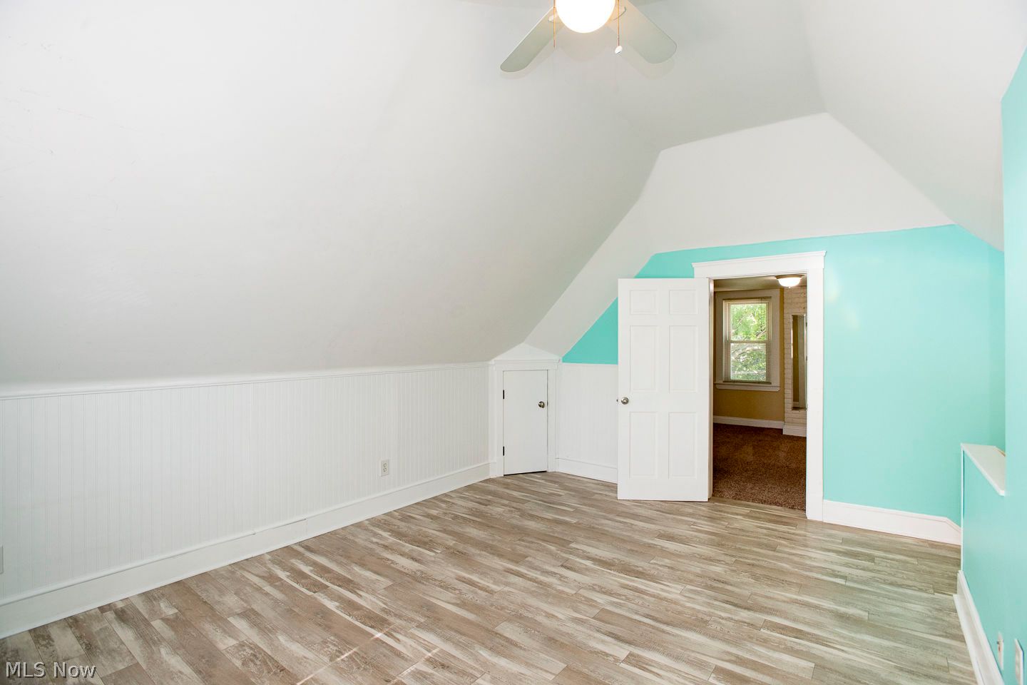 1483 Roycroft Avenue Lakewood OH 44107