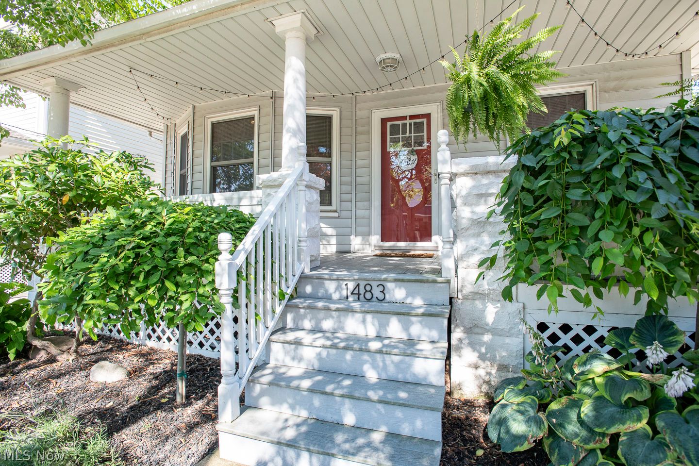 1483 Roycroft Avenue Lakewood OH 44107