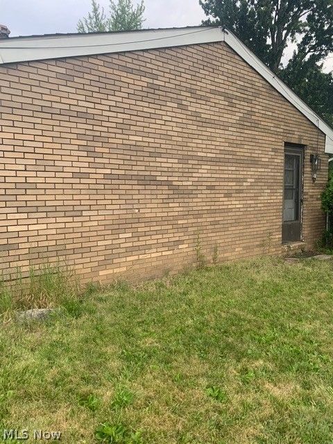892 Wilder Avenue Elyria OH 44035