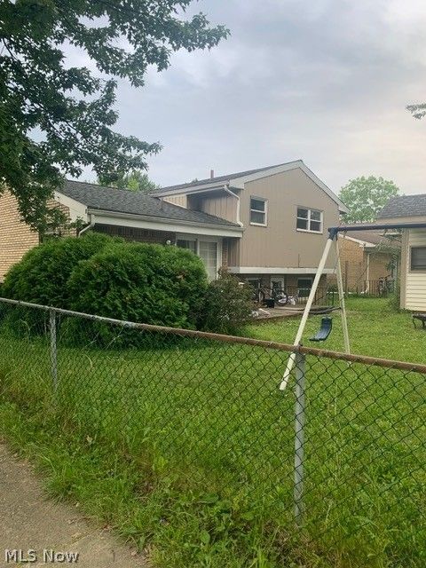 892 Wilder Avenue Elyria OH 44035