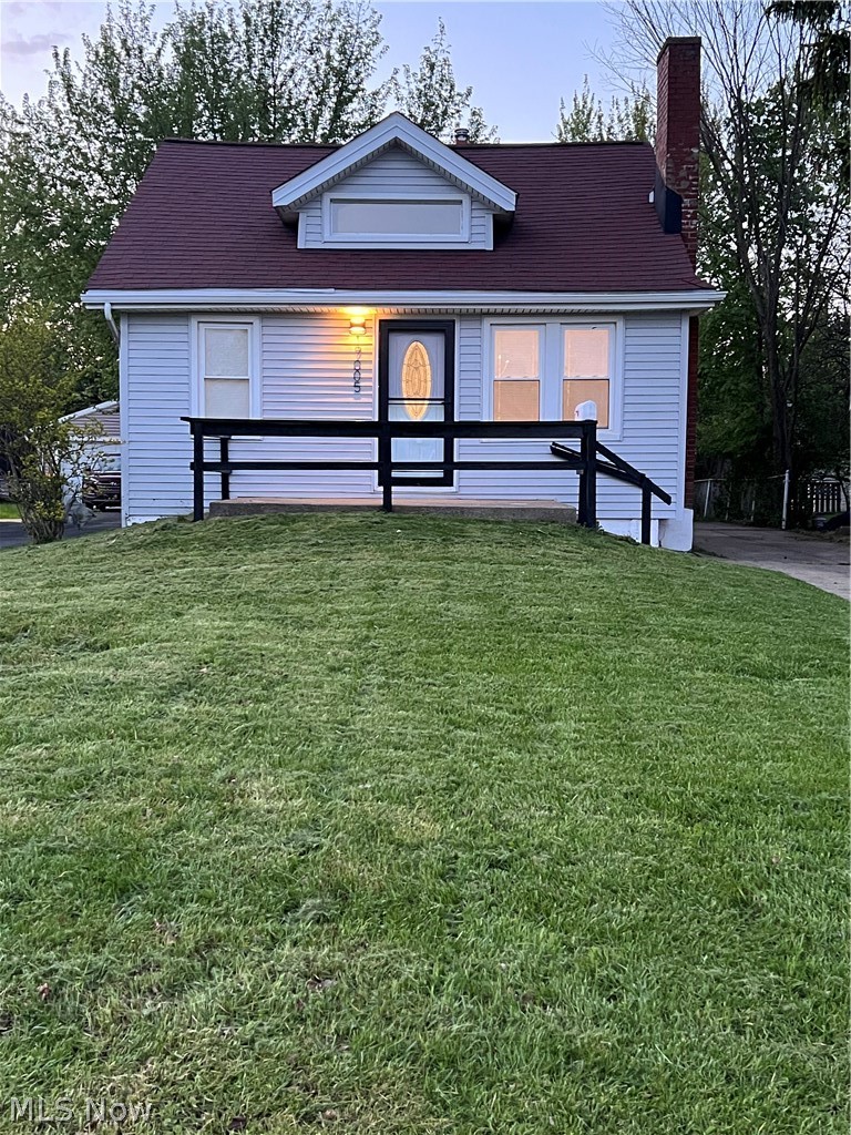 17005 Mapleboro Avenue Maple Heights OH 44137