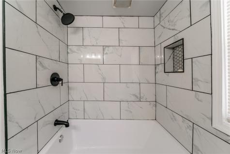 17005 Mapleboro Avenue Maple Heights OH 44137