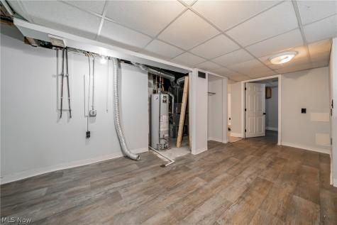 17005 Mapleboro Avenue Maple Heights OH 44137