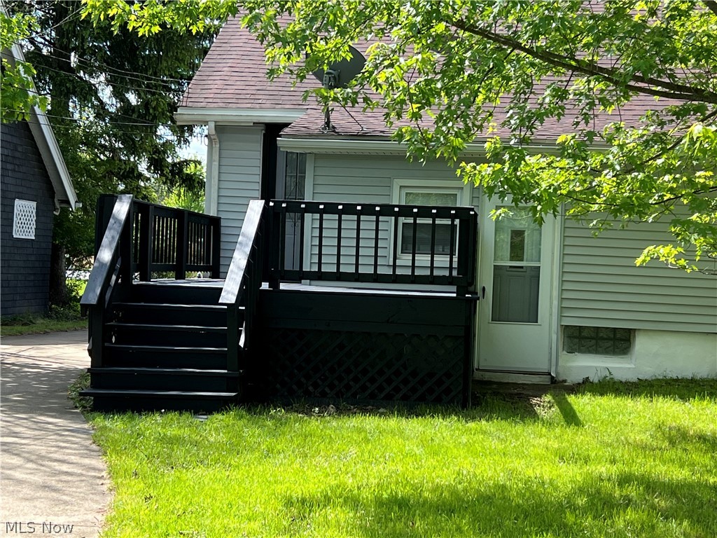 17005 Mapleboro Avenue Maple Heights OH 44137