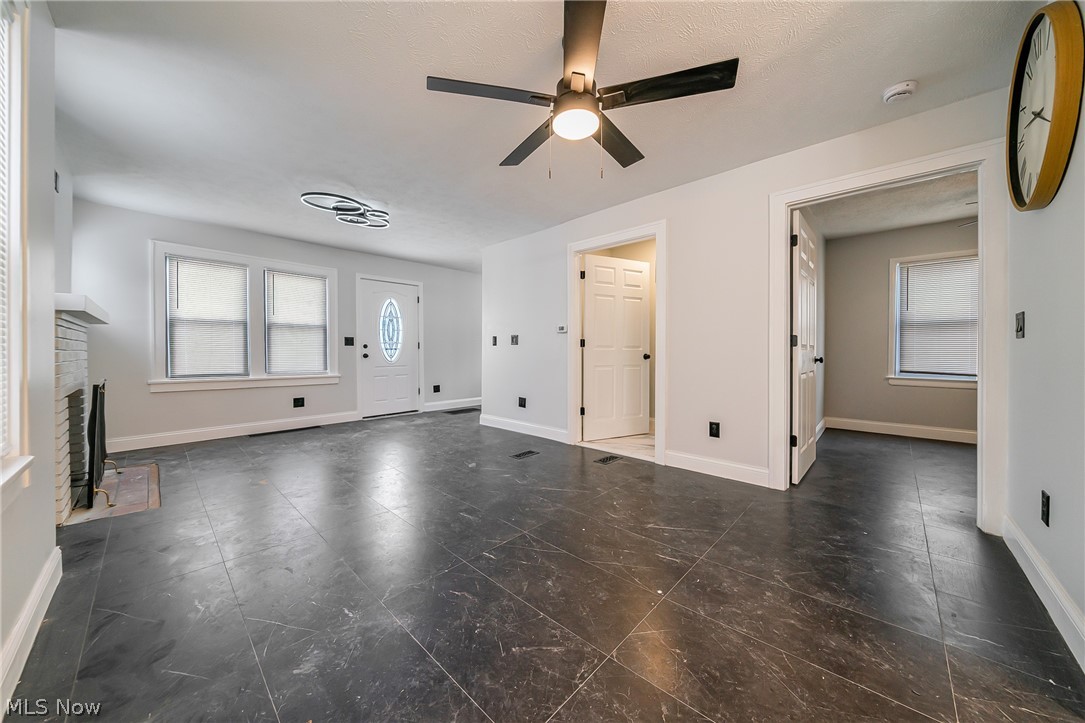 17005 Mapleboro Avenue Maple Heights OH 44137