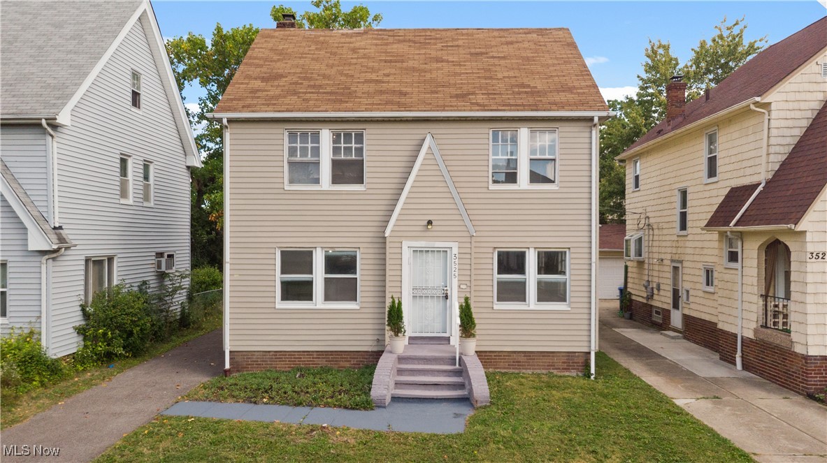 3525 Raymont Road University Heights OH 44118