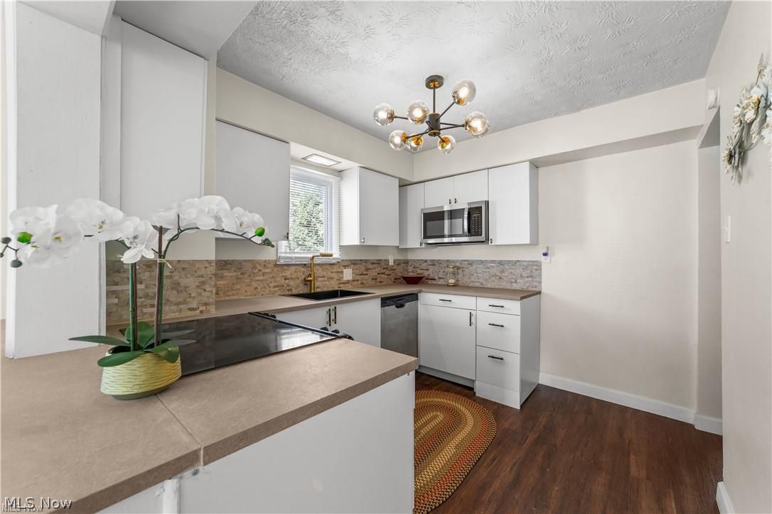3525 Raymont Road University Heights OH 44118