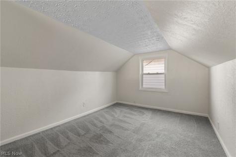 955 Iona Avenue Akron OH 44314