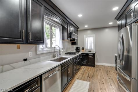 608 25th Street NW Canton OH 44709