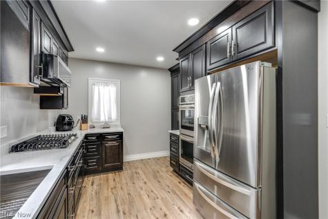 608 25th Street NW Canton OH 44709