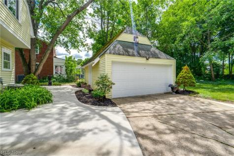 608 25th Street NW Canton OH 44709