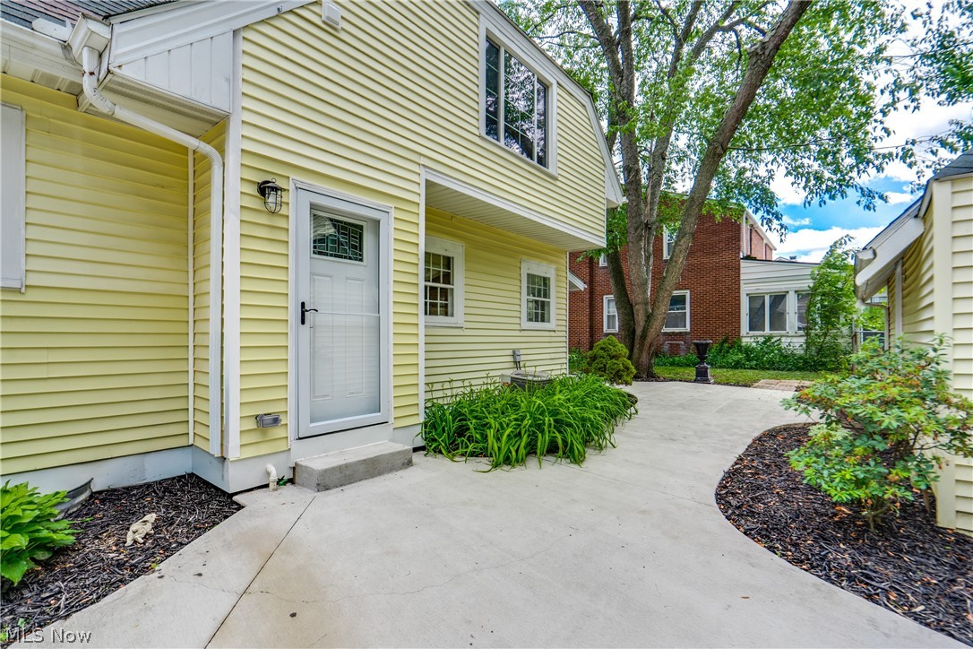 608 25th Street NW Canton OH 44709