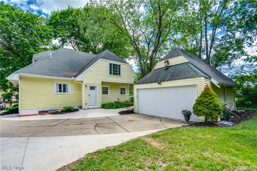 608 25th Street NW Canton OH 44709
