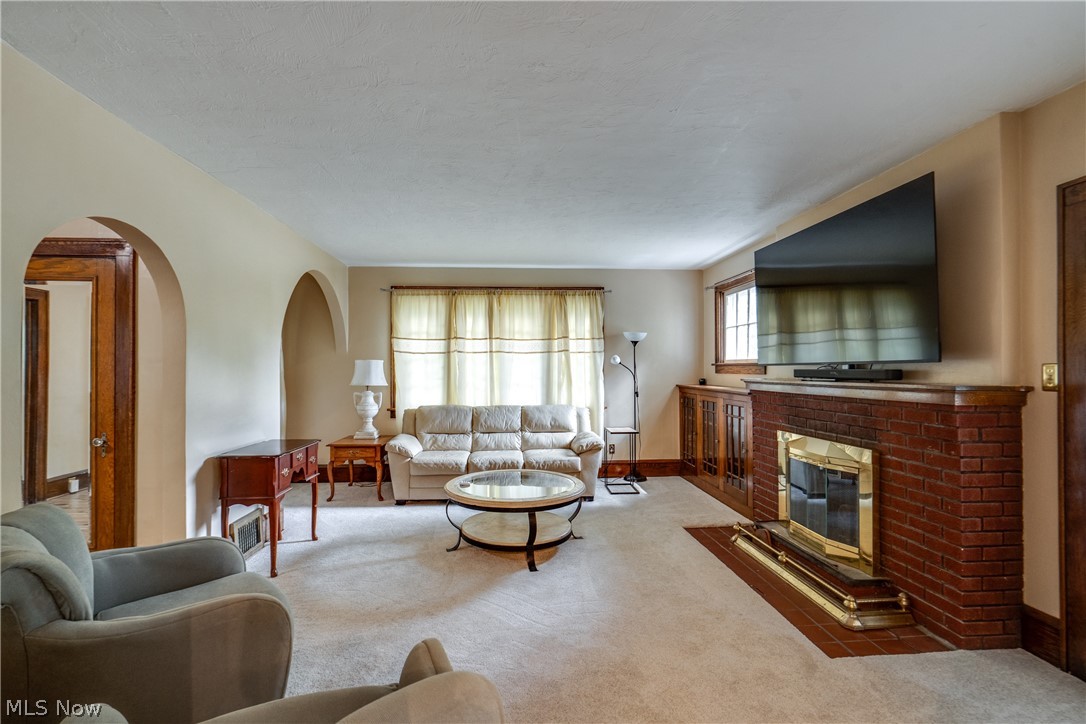 608 25th Street NW Canton OH 44709
