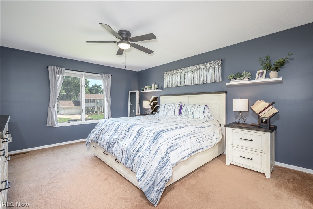 1560 Applewood Way Uniontown OH 44685
