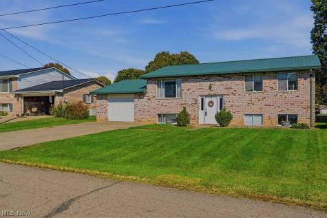 128 Brant Drive Marietta OH 45750