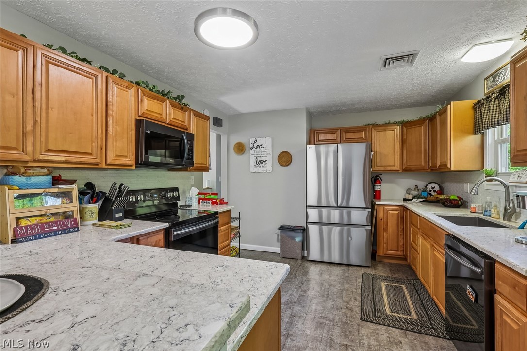 1570 N County Line Road Madison OH 44057