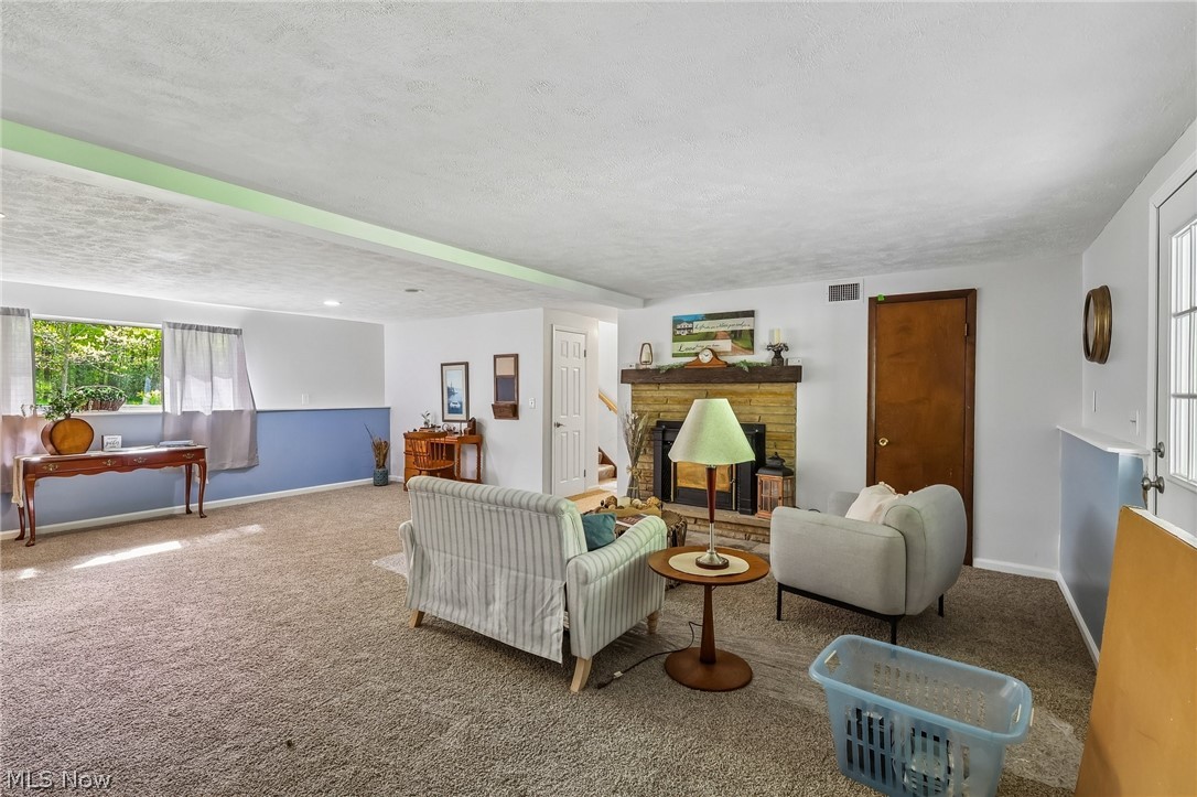 1570 N County Line Road Madison OH 44057
