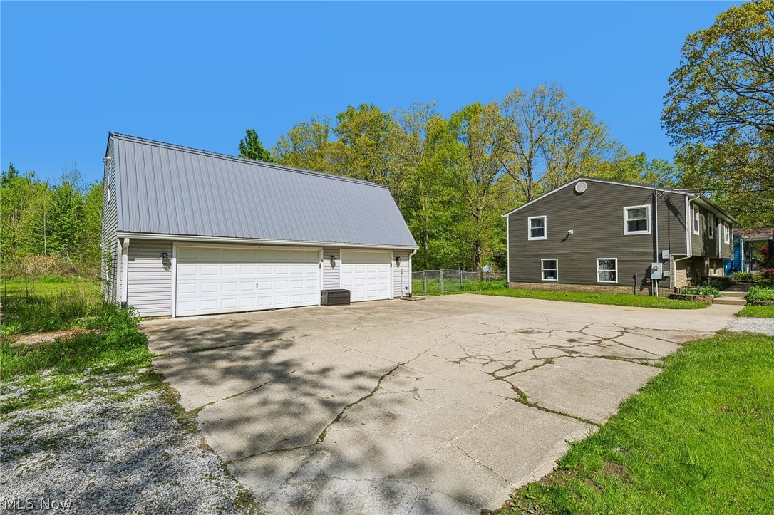 1570 N County Line Road Madison OH 44057