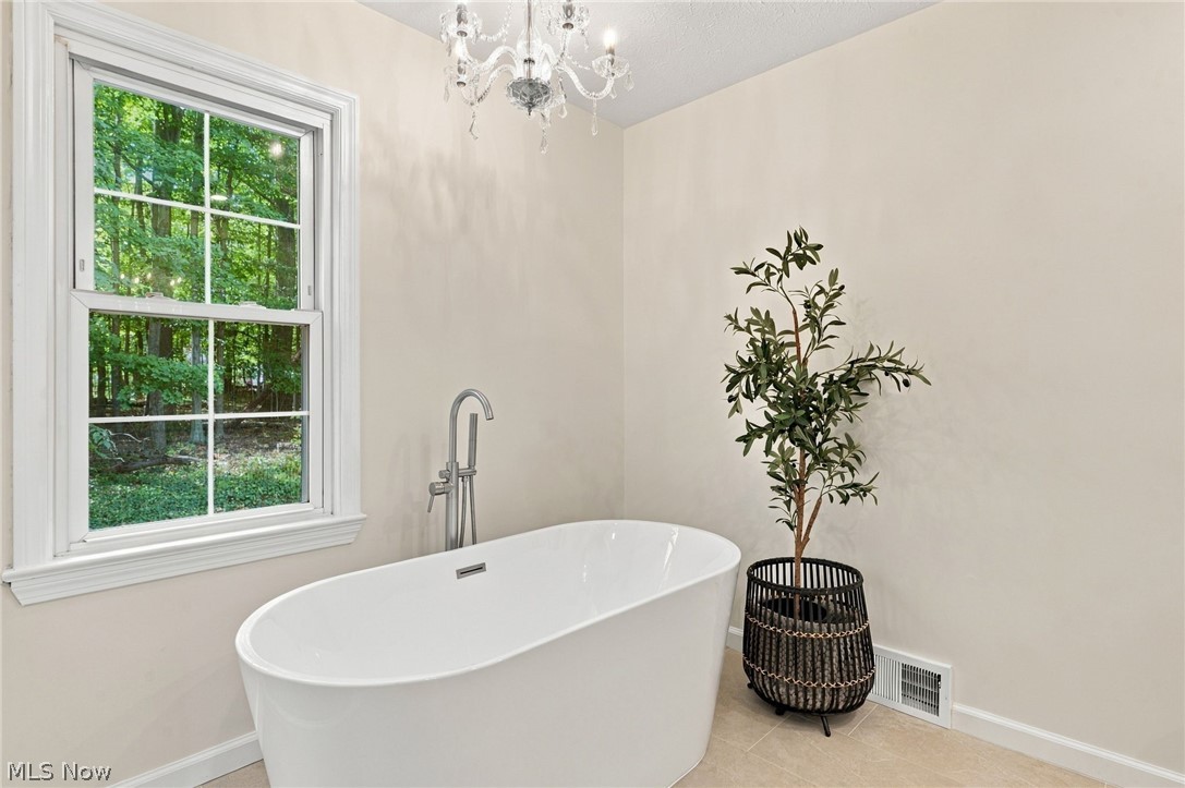 6792 Glenview Street Mayfield Village OH 44143