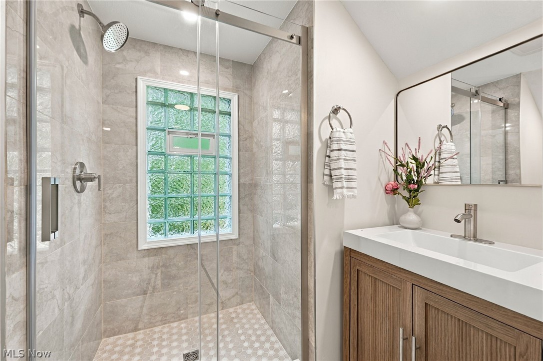 6792 Glenview Street Mayfield Village OH 44143