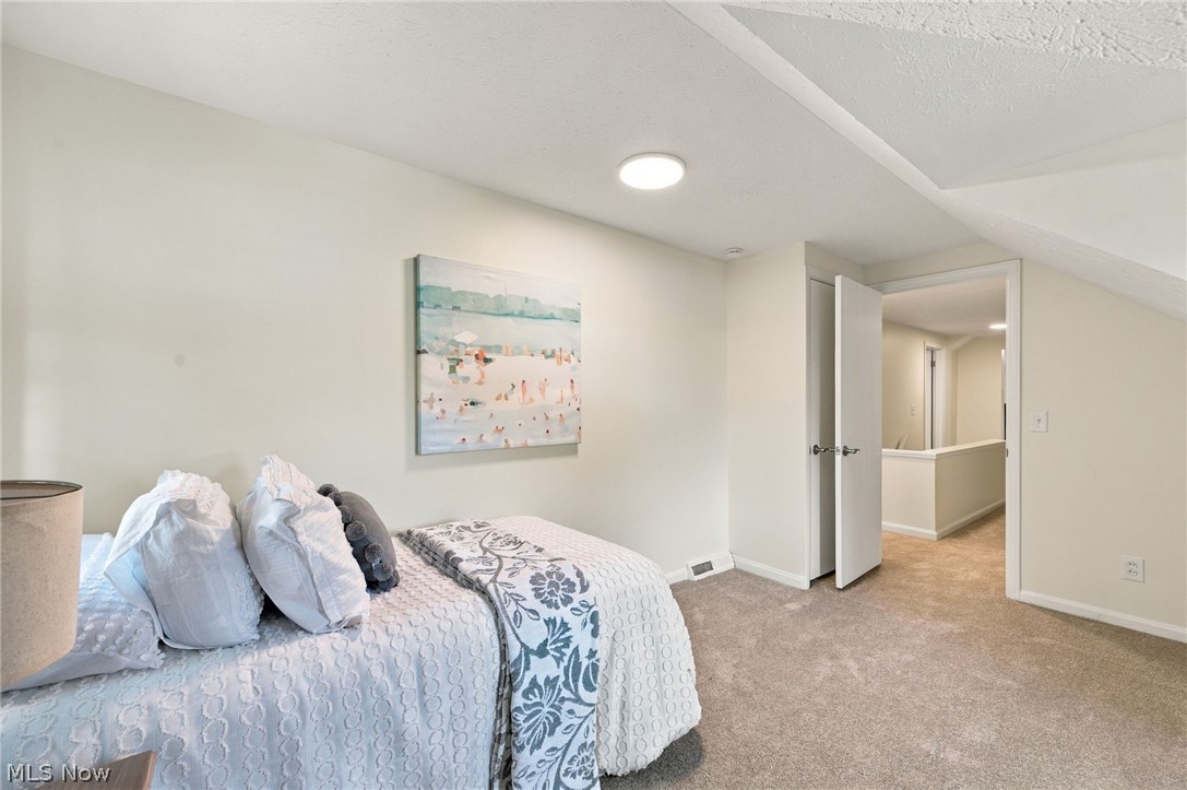 6792 Glenview Street Mayfield Village OH 44143