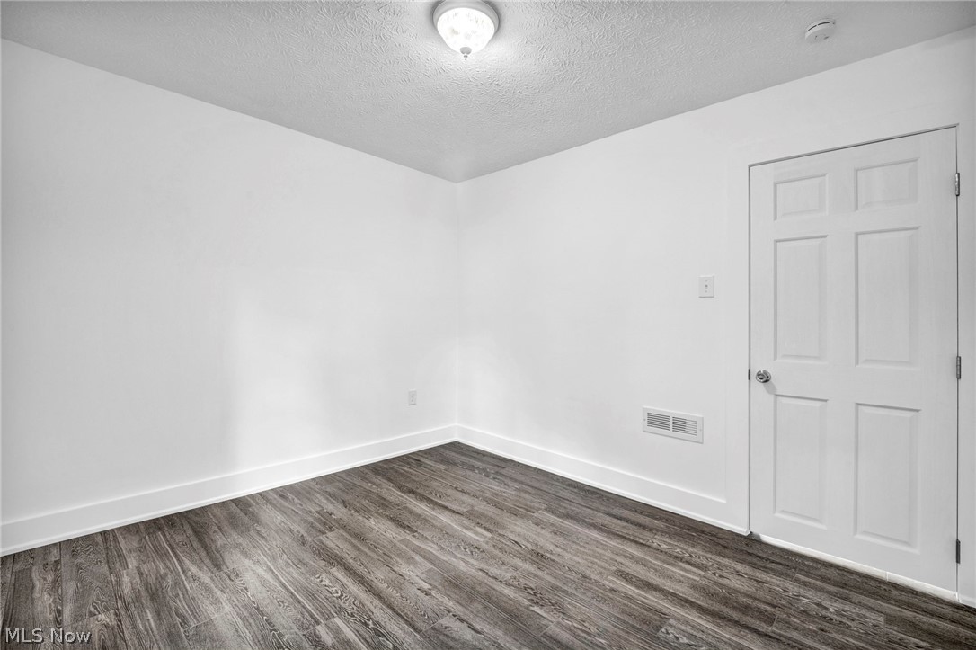 374 Frazier Avenue Akron OH 44305