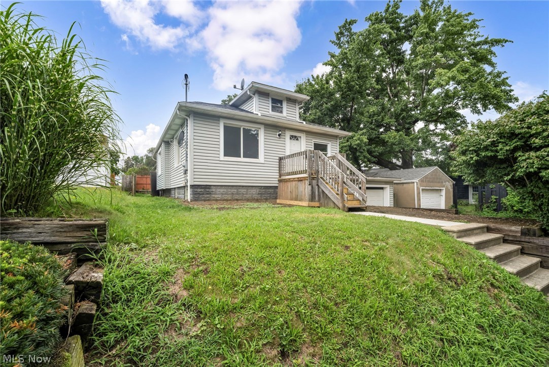 374 Frazier Avenue Akron OH 44305