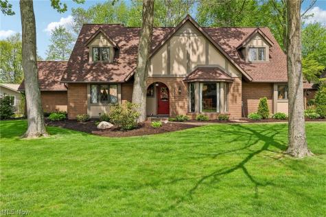 1572 Willoughby Drive Wooster OH 44691