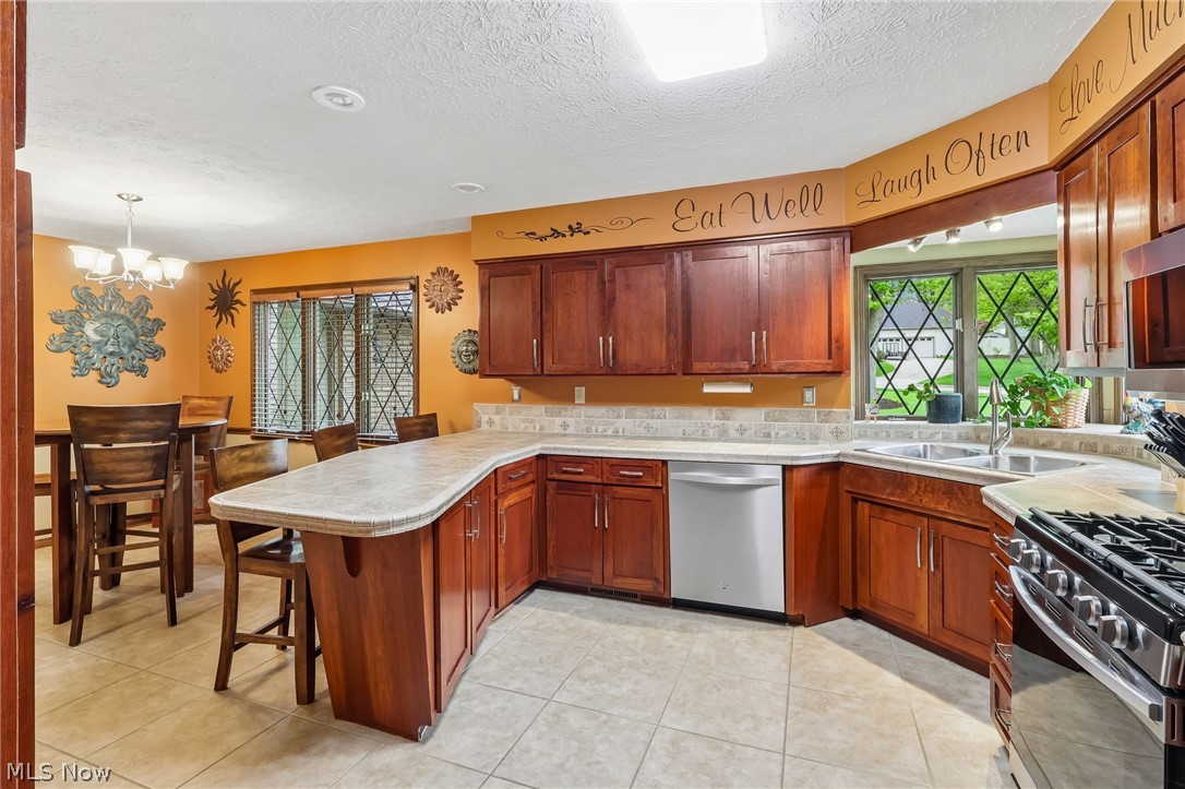 1572 Willoughby Drive Wooster OH 44691